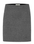 Corinnepw Sk Part Two Grey