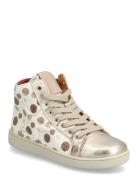 Bisgaard Gaia L Bisgaard Gold