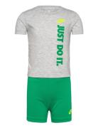 Nkb B Nsw Gfx Ft Short Set Nike Patterned