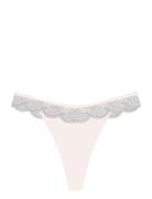 Triumph Comfort Glam String Triumph Cream