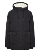 Seaside Memories Roxy Black