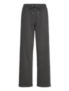 Lr-Nuka Levete Room Grey