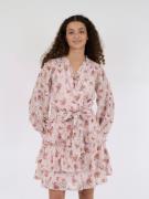 Neo Noir Ada Dreamy Rose Dress Kvinde Rose Korte Kjoler Str 40 - hos M...