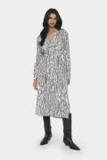 Saint Tropez Blancasz LS Dress Kvinde Black Zebra Graphic Midi Kjoler ...