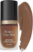 Too Faced Born This Way Foundation 30 ml - Flydende hos Magasin