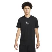 Nike Sportswear T Shirt M - T-shirts hos Magasin