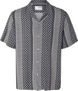 Selected Homme Slhrelaxvero Shirt SS AOP Mand Sky Captain/aop Kortærme...