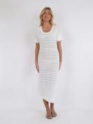 Neo Noir Eiko Knit Dress Kvinde Off White Midi Kjoler Str 40 - hos Mag...