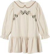 Lil' Atelier Nmfsafron LS Dress LIL Str 92 - Pumice Stone Kjoler hos M...