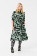 Kaffe Curve Kcemina Olga Dress Kvinde Green/black Animal Midi Kjoler S...