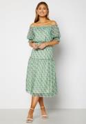 Bubbleroom Occasion Freeda Printed off Shoulder Dress  Green / Floral ...