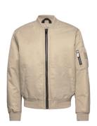 Lightweight Hero Bomber Bomberjakke Jakke Cream Calvin Klein