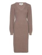 Vmgeorgine Ls V-Neck Calf Knit Dress Vma Knælang Kjole Brown Vero Moda