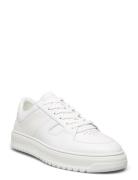 Faraway Low U Low-top Sneakers White Sneaky Steve