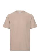 Slhrelax-Plisse Tee Ex Tops T-Kortærmet Skjorte Beige Selected Homme