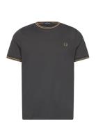Twin Tipped T-Shirt Designers T-Kortærmet Skjorte Grey Fred Perry
