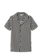 Nkmferane Ss Shirt Box Tops Shirts Short-sleeved Shirts Multi/patterne...