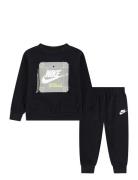 Nike Sportswear Utility Futura Crew And Pants Set Sets Tracksuits Blac...