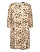 Bouvardiabbchista Dress Knælang Kjole Beige Bruuns Bazaar
