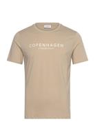 Tee With Hd Lindbergh Flag Tops T-Kortærmet Skjorte Beige Lindbergh