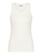 Beauty Layers Top Nsl Tops T-shirts & Tops Sleeveless White Triumph