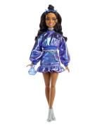 Deluxe Style Fashion Doll #7 In Metallic Blue Top And Skirt With Acces...