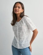 Pieces - Hvid - Pctolax Ss Top Wvn