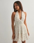 Neo Noir - Blomstret - Magda Fine Print Dress