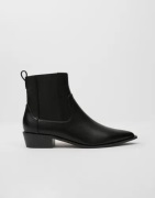 Nelly - Sort - Flat Regular Chelsea Boot