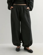 Nelly - Sort - Balloon Pants