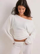 Nelly - Hvid - My Chill Boatneck Sweat
