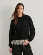 Nelly - Sort - Lace Detail Sweat