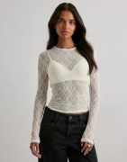 Vero Moda - Hvid - Awtessy Ls O-Neck Lace Top Noos
