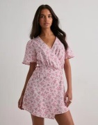 Vero Moda - Pink - Vmjosie Ss Wrap Short Dress Wvn Ga