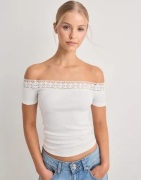 Nelly - Hvid - Crochet Shoulder Top
